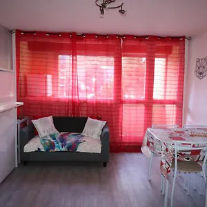  Apartamento St Lary Village-vue Montagne. Francia